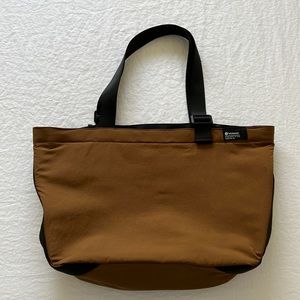 Lululemon bag